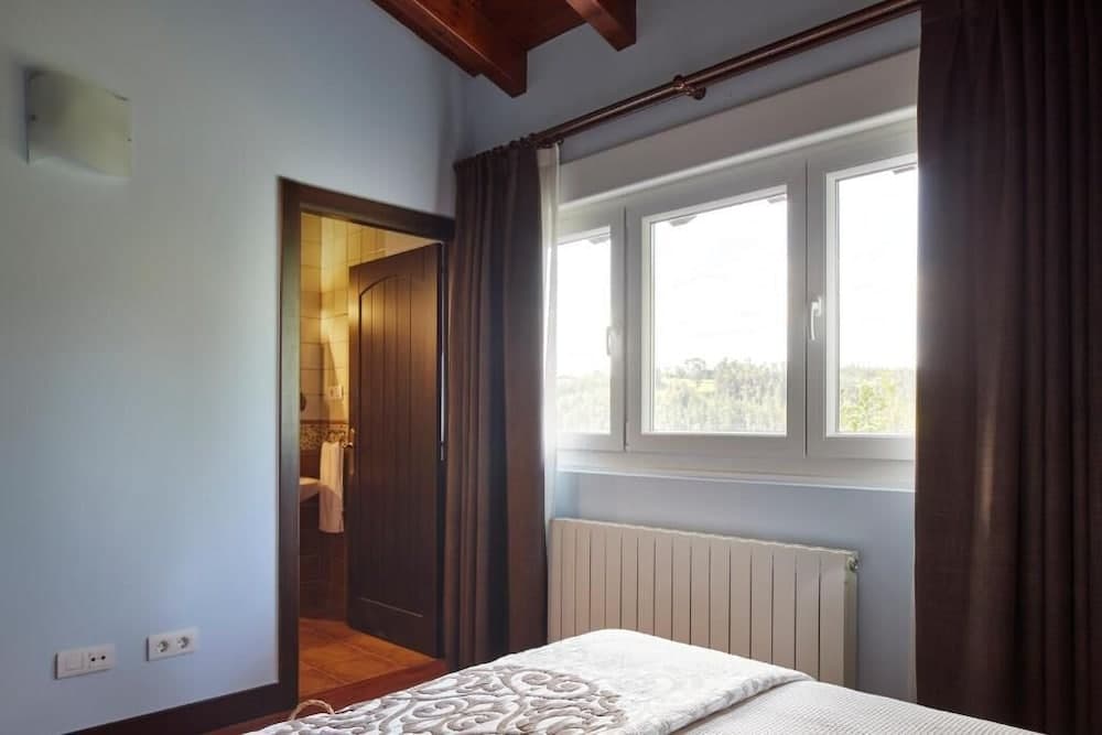 Hotel Txoriene - Basque Stay