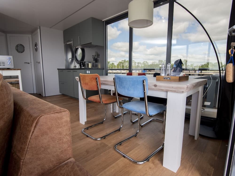 Houseboat a Unique Accommodation With an Unobstructed View