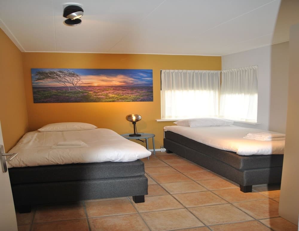 Island Getaway w/ Spa Bath