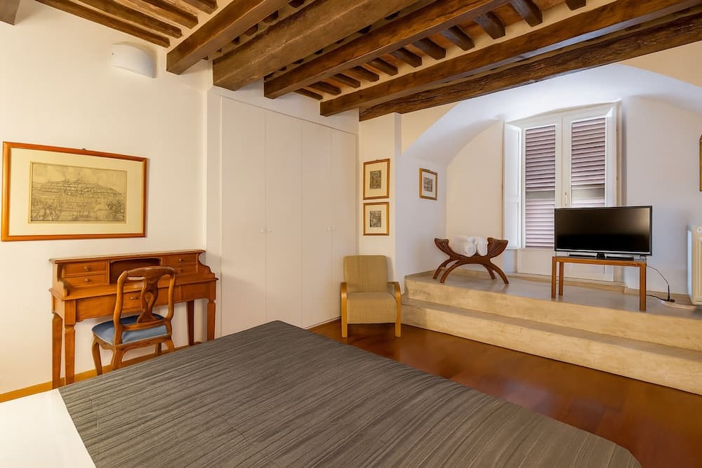 The Balcony Suite -Piazza del Campo View