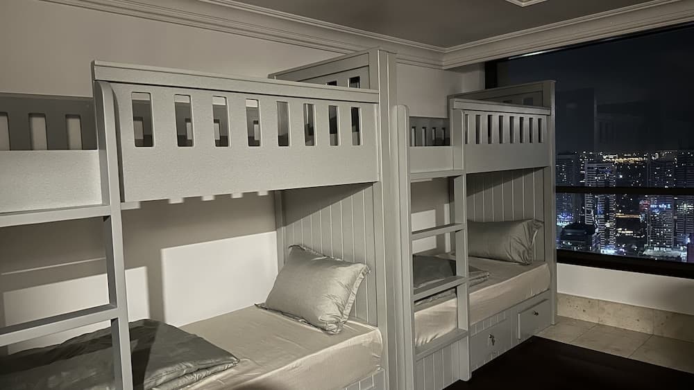 Neyar Beach Vibes - The Penthouse