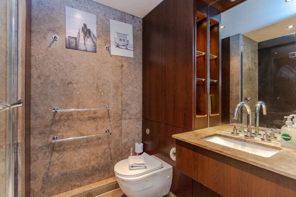 Cosy 1 Bedroom Apartment In South West London