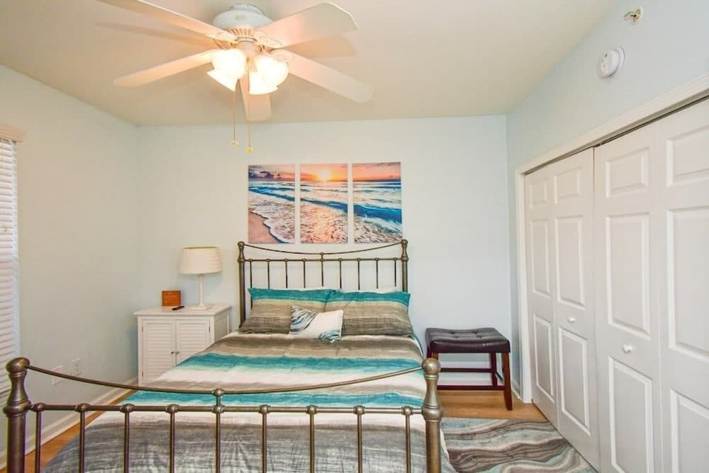 Seaside At Anastasia 202 3 Bedroom Condo by RedAwning