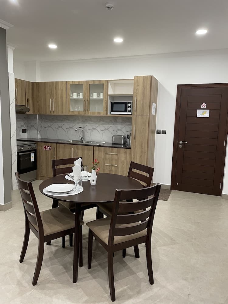 B Holiday Apartments