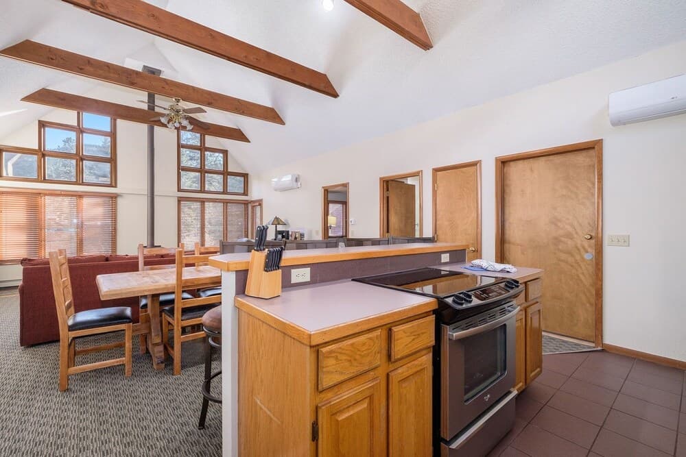 Boulder Brook On Fall River - River View Suite 20 1 Bedroom Condo by Redawning