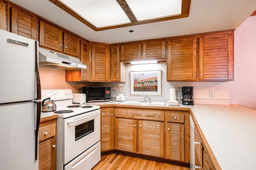 Park Station 232-1 1 Bedroom Condo by Redawning