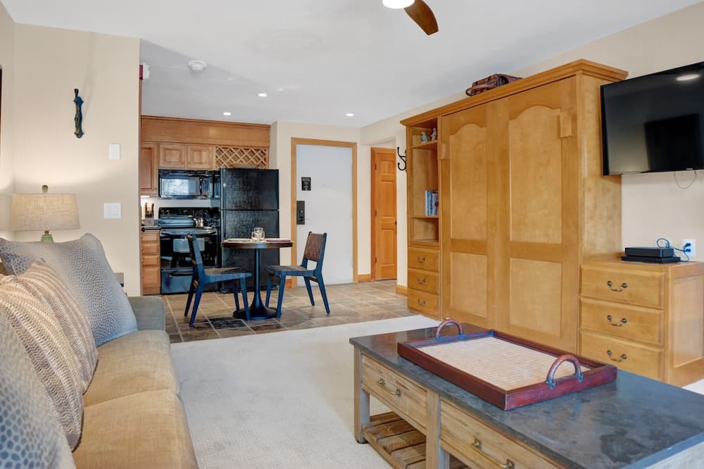 Snow Flower 011-studio Condo by RedAwning