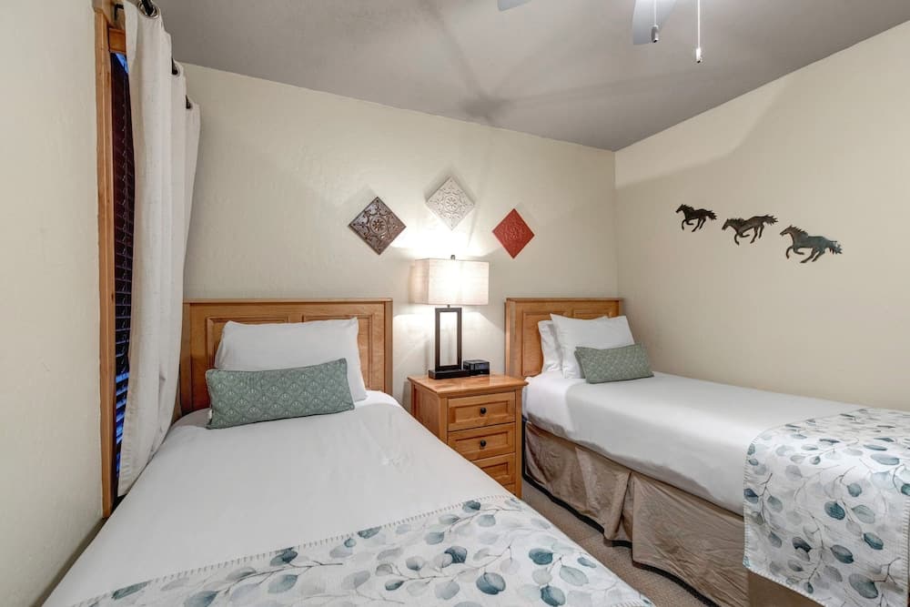 Snow Flower 132 2 Bedroom Condo by RedAwning