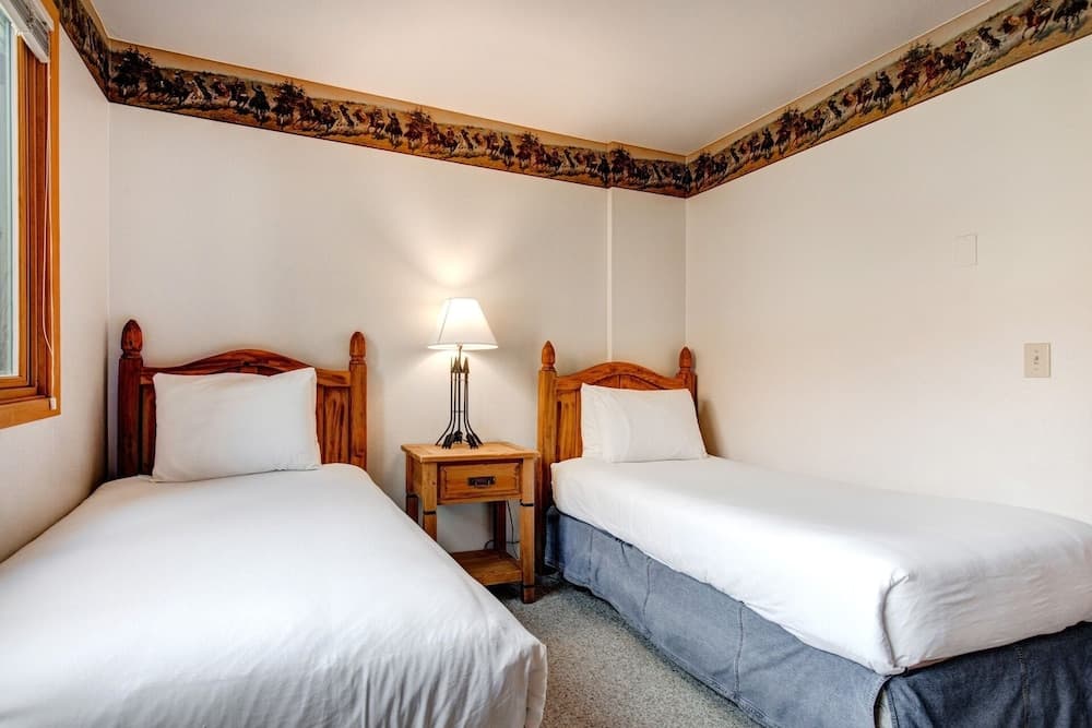 Snow Flower 012 2 Bedroom Condo by RedAwning