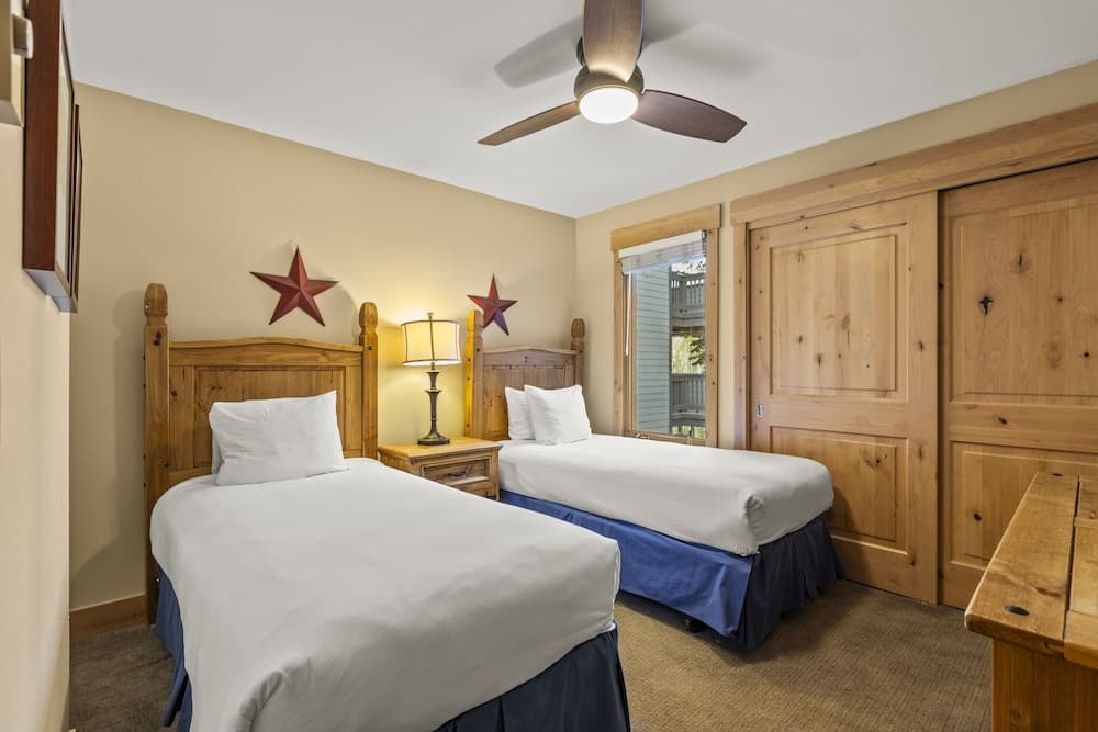 Snow Flower 144 2 Bedroom Condo by RedAwning