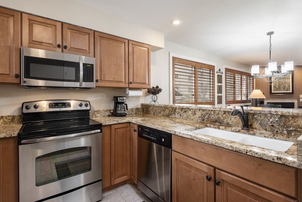 Snow Flower 111 2 Bedroom Condo by RedAwning