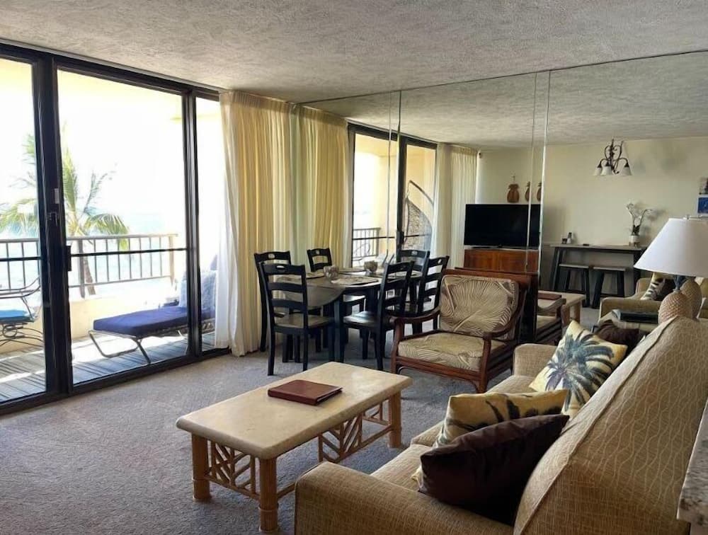 Sugar Beach Resort, #531 1 Bedroom Condo by Redawning