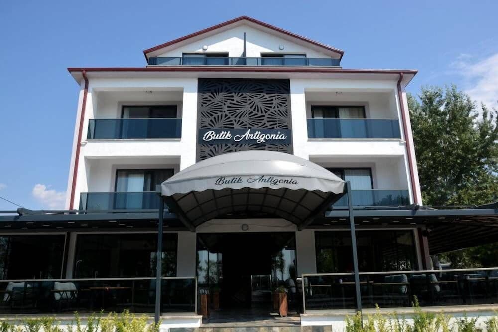 Antigonia Boutique Hotel