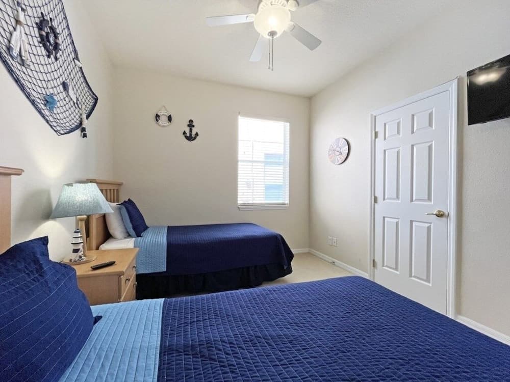 Villa Marcello 4 Bedroom Home by RedAwning