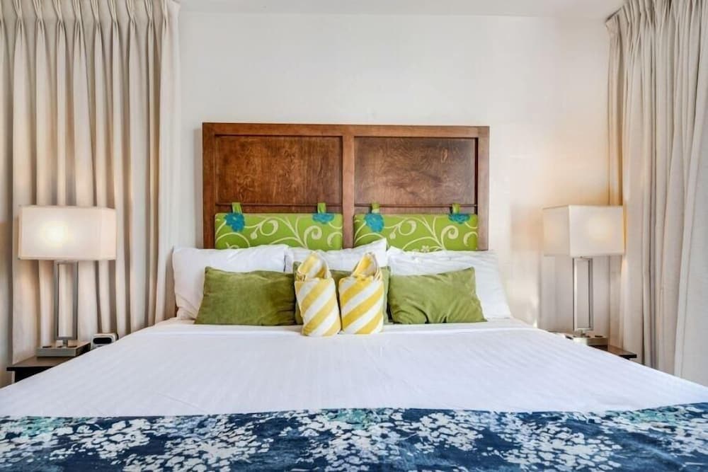 Kamaole Nalu, #601 2 Bedroom Condo by RedAwning