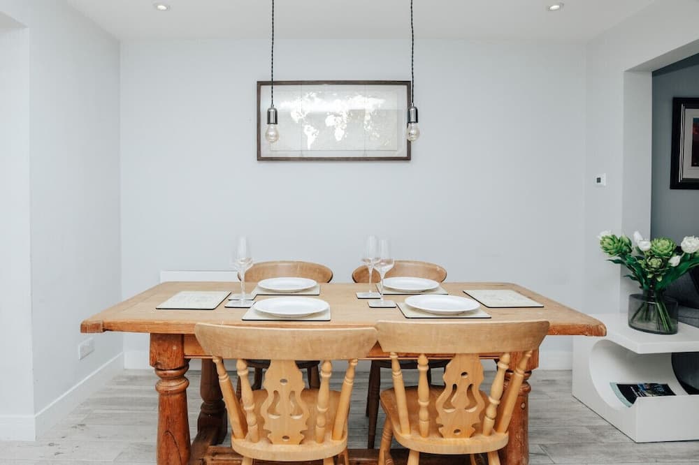 Propeller House - From 165 Per Night