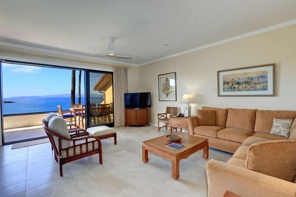Makena Surf, #f-202 2 Bedroom Condo by RedAwning