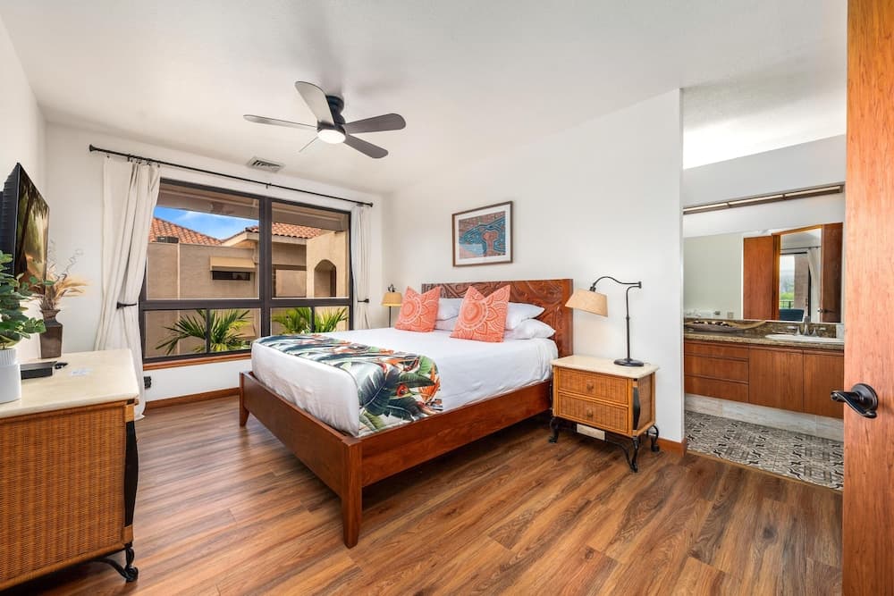 Big Island Waikoloa Shores by Coldwell Banker Island Vacations