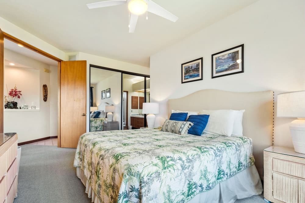 Big Island Waikoloa Shores by Coldwell Banker Island Vacations