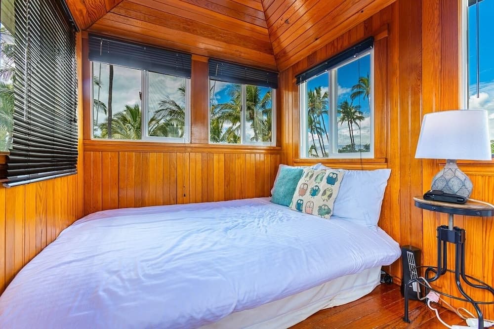 Halama Hale Private Home 4 Bedroom Home