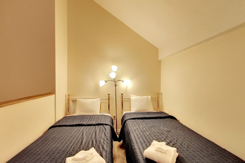 Pico Village Resort H304-a Beautiful 2-bedroom With Loft Family-friendly Condo Close to the Slopes 2 Condo by Redawning