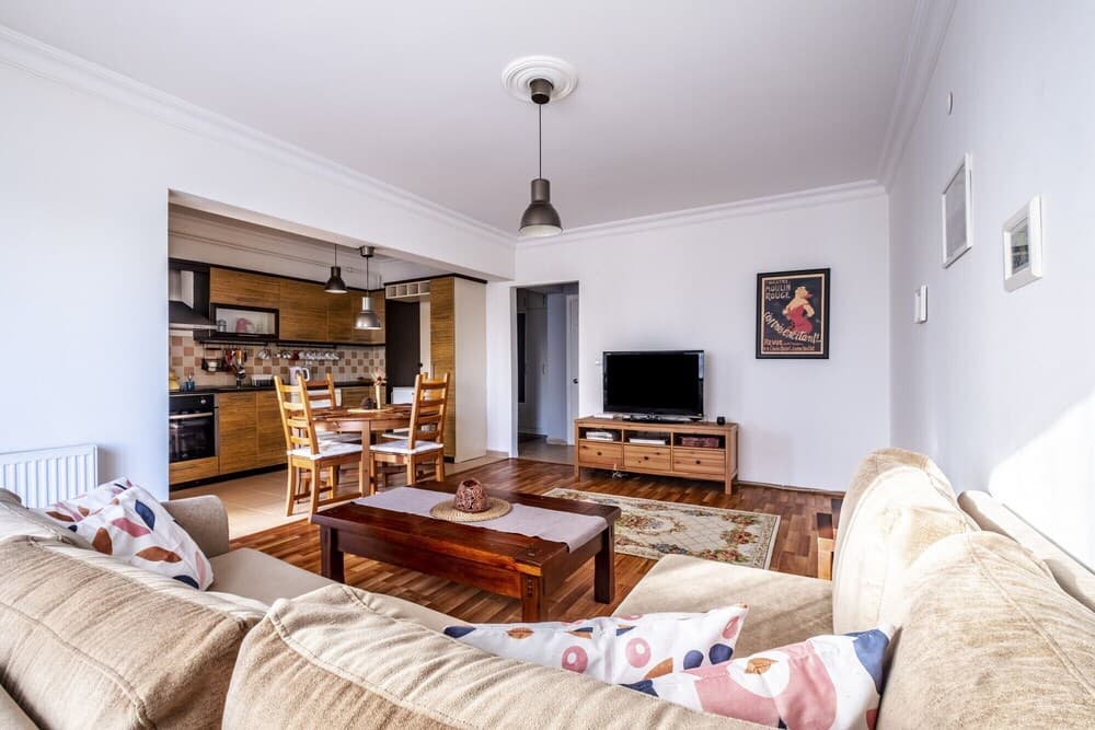 Comfy Flat Close to Viaport Asia Shopping Mall