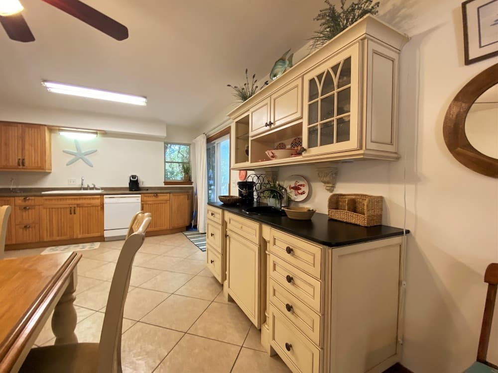 Holland House Duplex 3 Bedroom Duplex