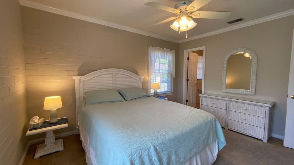 Lyons Den 3 Bedroom Home