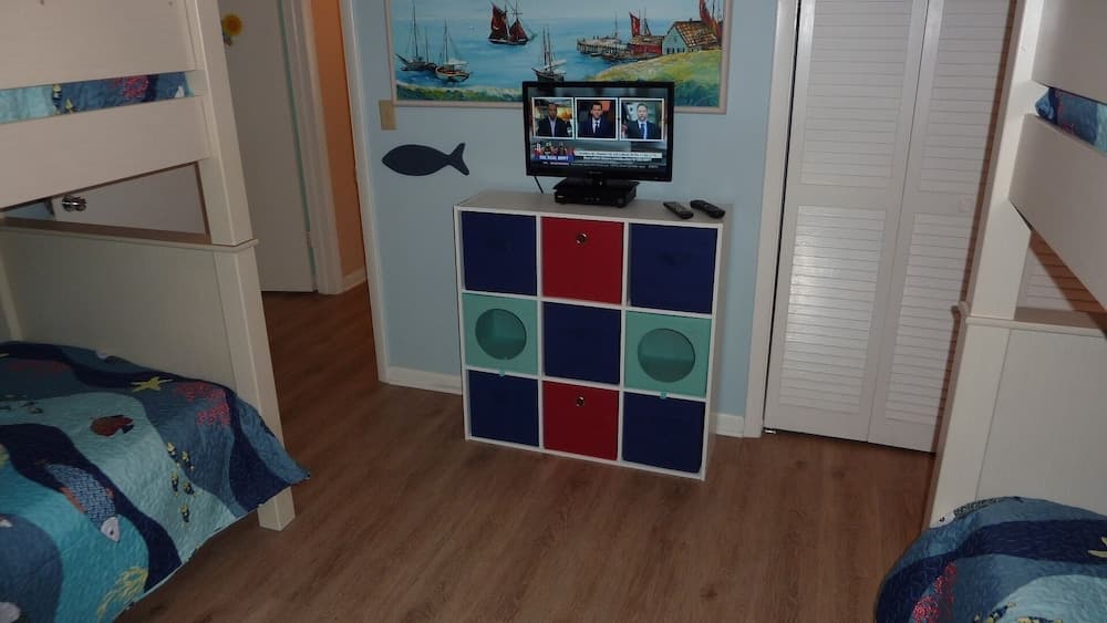 Island Retreat 5 Bedroom Home