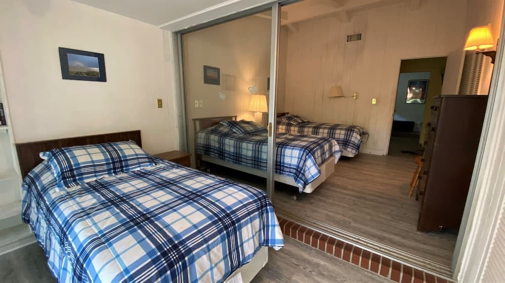 Cottage By The Sea - Unit A 3 Bedroom Duplex