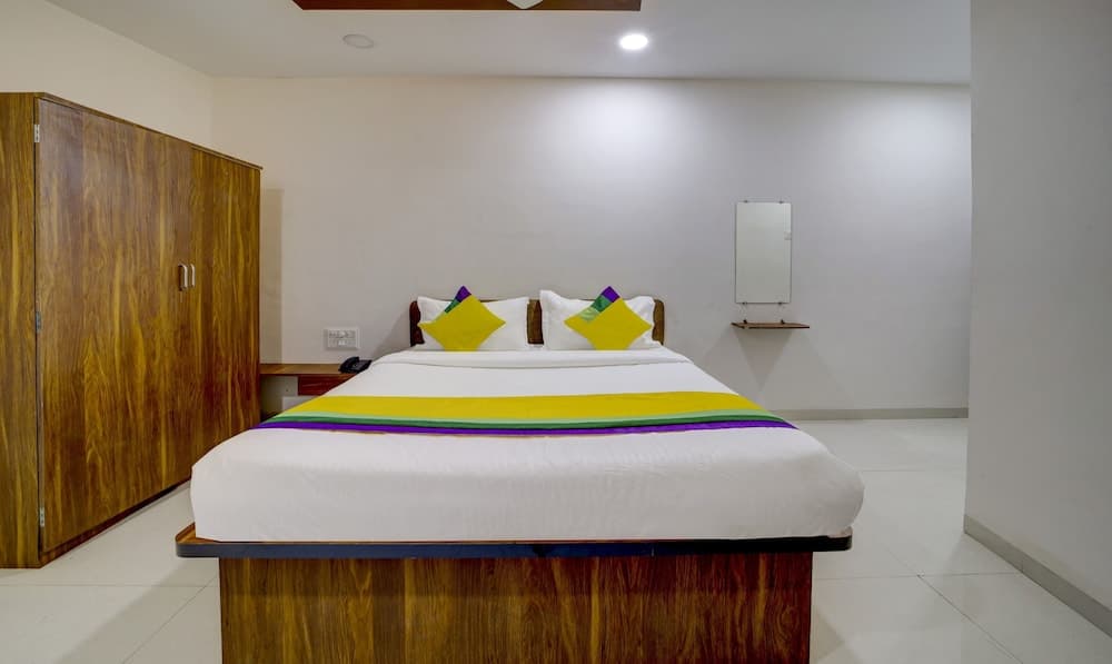 Itsy By Treebo - Atharva Executive