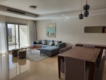 Vesta - Luxury Apt - 3br - Cfc IV