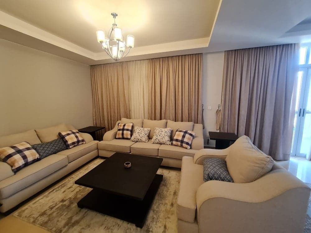 Vesta - Luxury Apt - 4Br - Cfc III