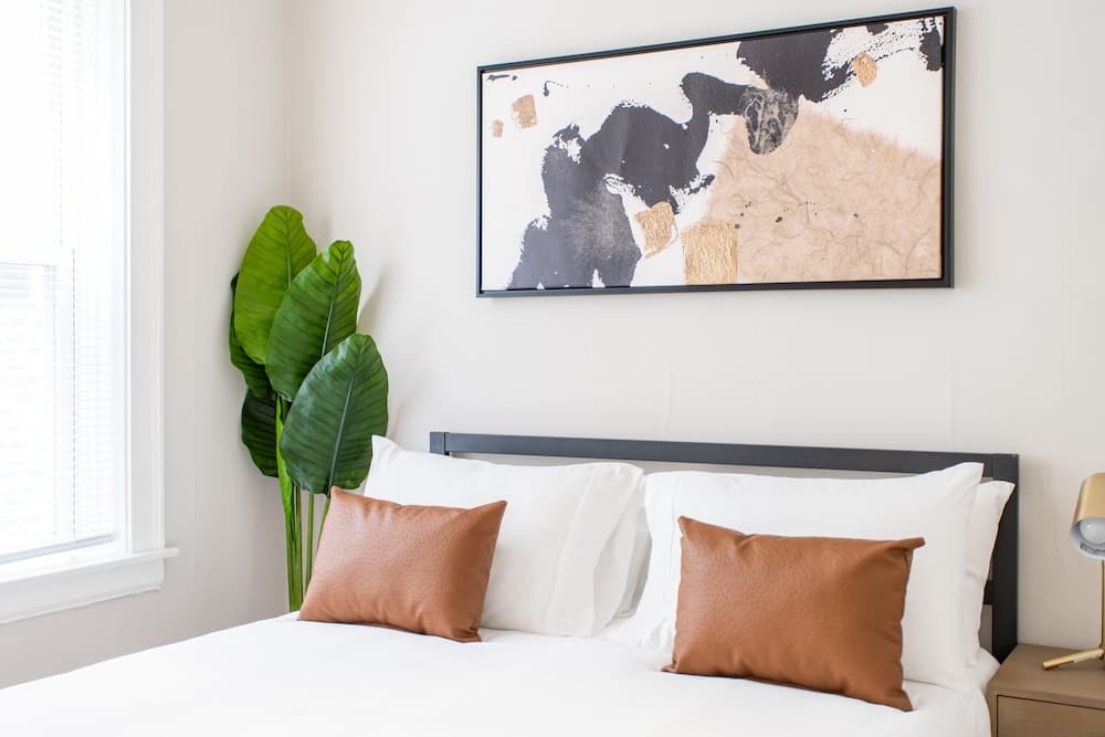 1BR Getaway Apt Modern in Lincoln Square