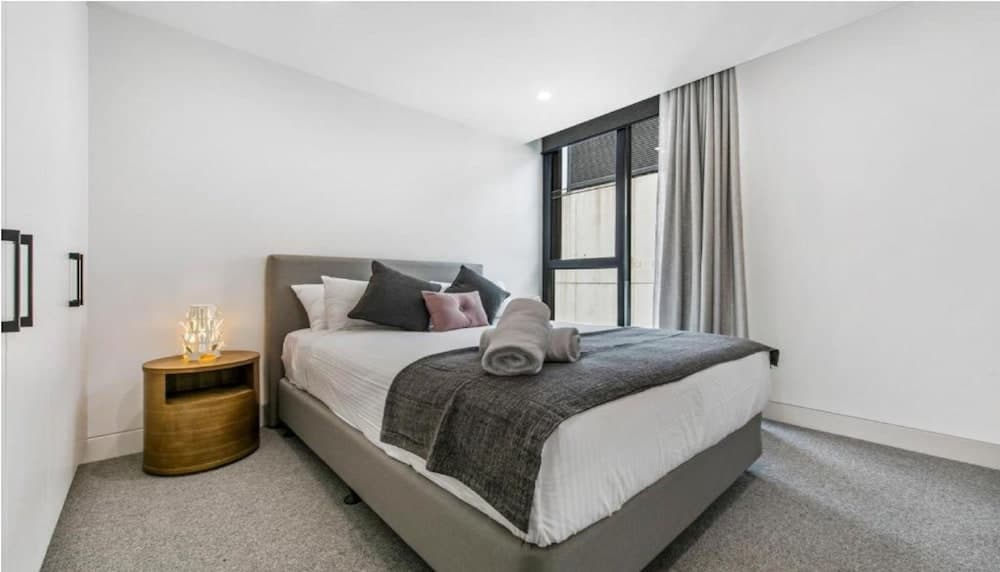 Luxury Penthouse with Bay and City Views