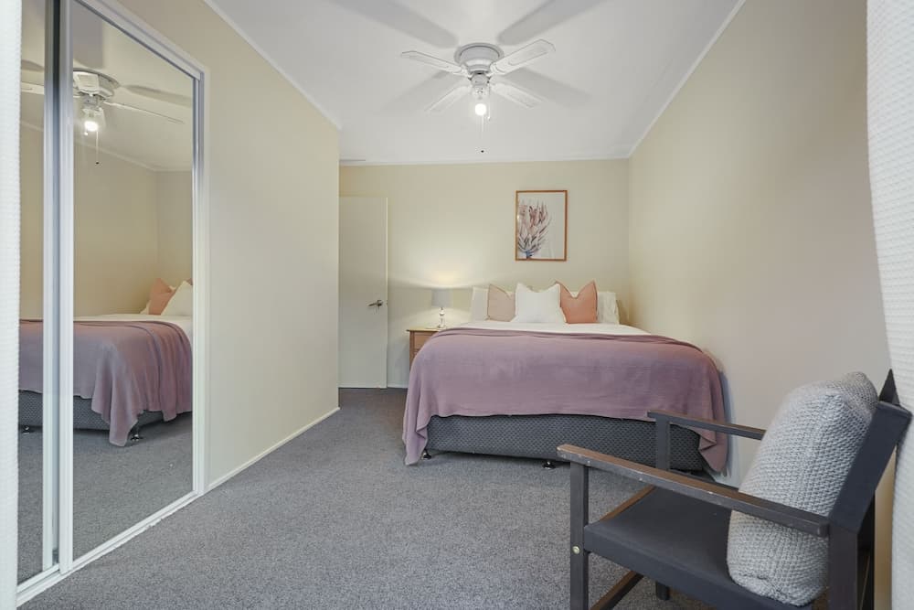 Tranquil Sunset Retreat - Spa - Netflix