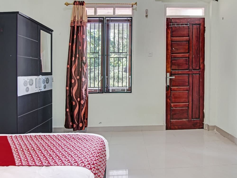 OYO 91642 Fhazel Residence Syariah