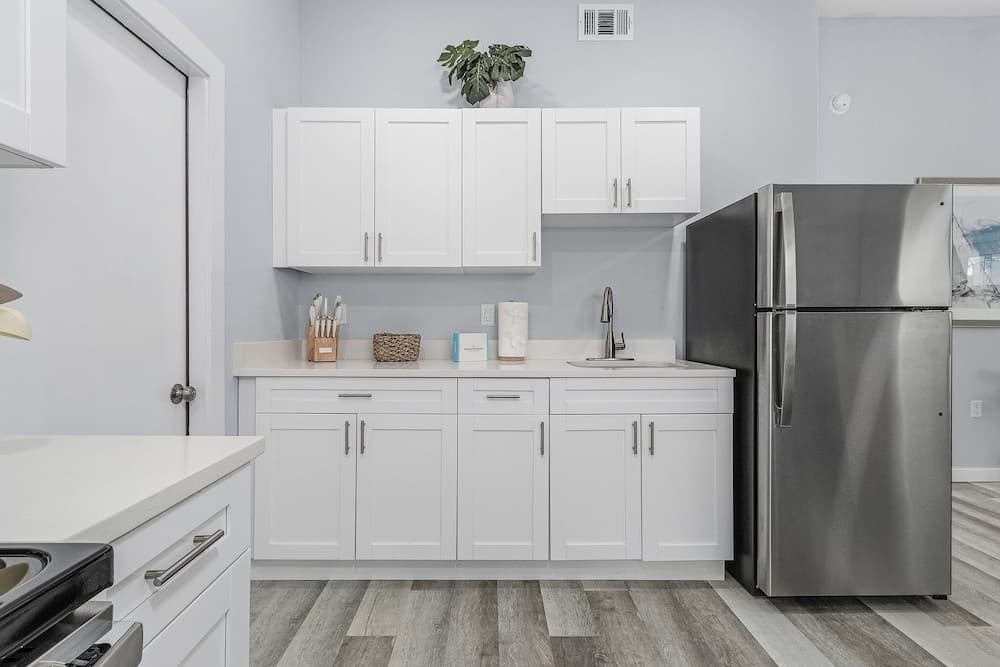 171 Washington ~ Dune Our Thing ~ Unit C ~ Fabulous Pool Home! 2 Bedroom Home by RedAwning