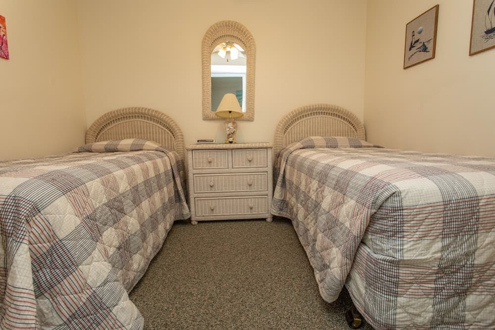 Royal Garden Resort 510 2 Bedroom Condo by RedAwning