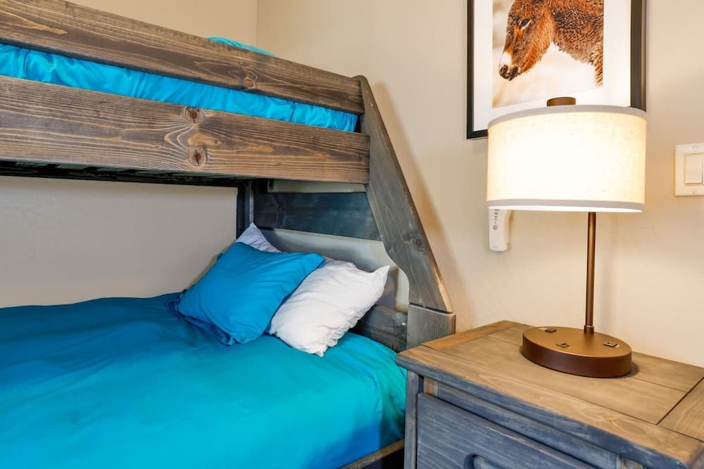 2219-erwin Lake Place 3 Bedroom Home by Redawning