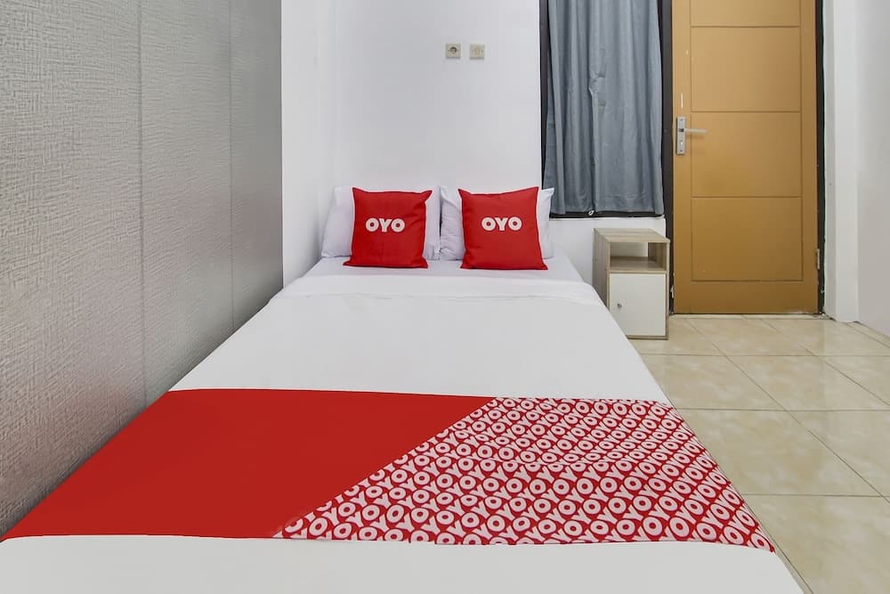 OYO Living 90950 Forzando House