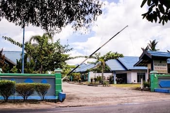 Capital O 90417 Hotel Batu Suli Internasional