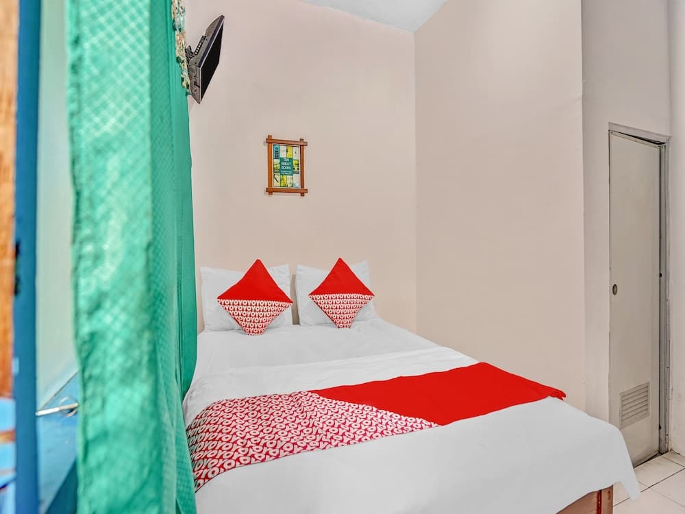 OYO Life 90523 Homestay Jenggolo