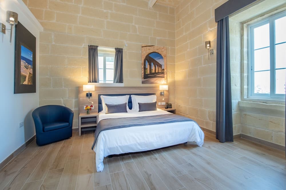 Georges Boutique Living