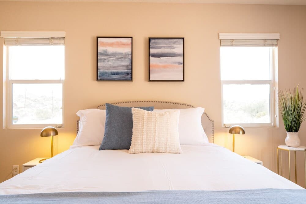 Relo Ranch-mountain Top Property W/hot Tub, Fire Pit & Ping Pong 3 Bedroom Home by Redawning