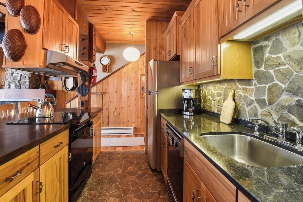 Comfy Alpine Meadows Endless fun