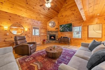 Hillside Retreat Cabin Inside Coosawattee Resort