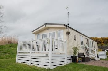 Impeccable 2-bed Caravan in Morpeth - Willow Burn
