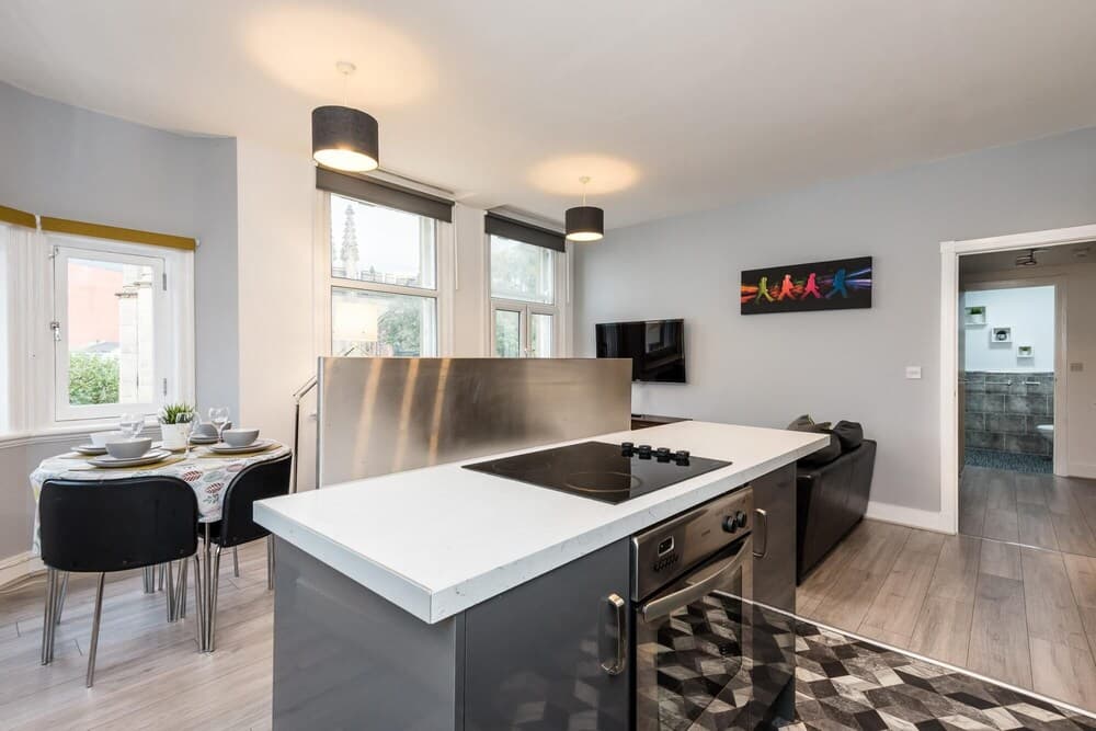 Amazing Views - Cosy Apartment in the City Centre