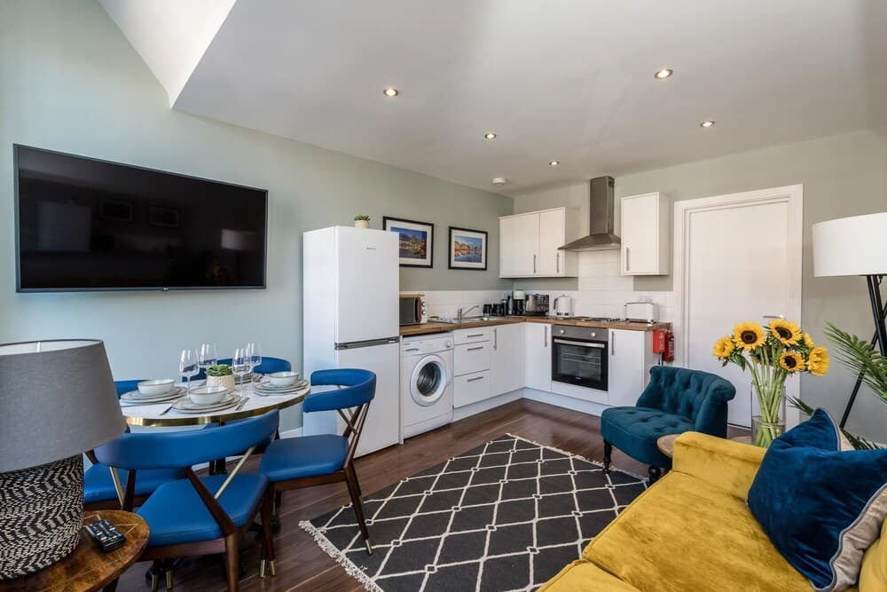 Host Apartments The Canning Comfy Retreat